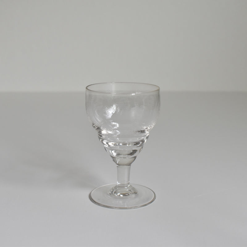 アンティーク白ワイングラス エッチングZigZag