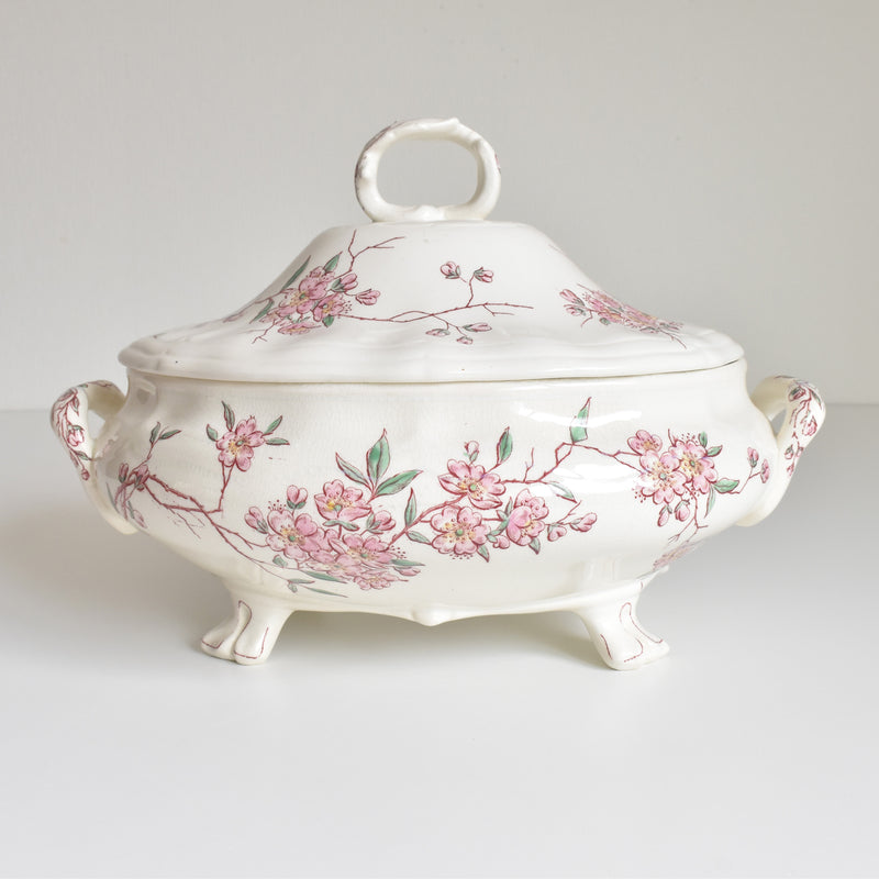 Antique soup tureen, Longchamp "Pommiers"