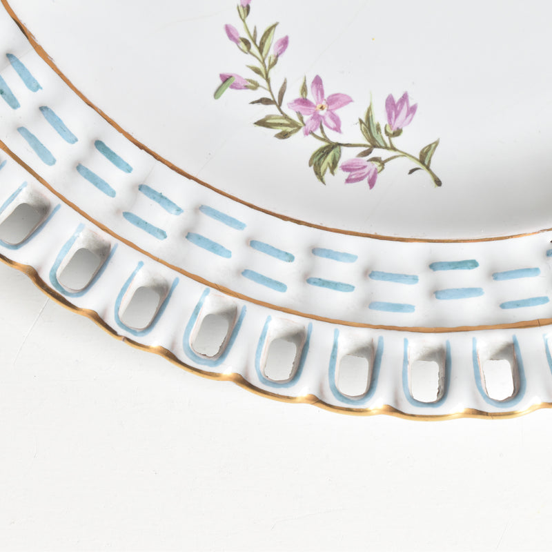 Antique Plate Blue Basket Relief Fleurs