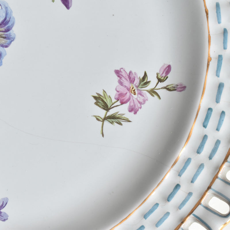Antique Plate Blue Basket Relief Fleurs