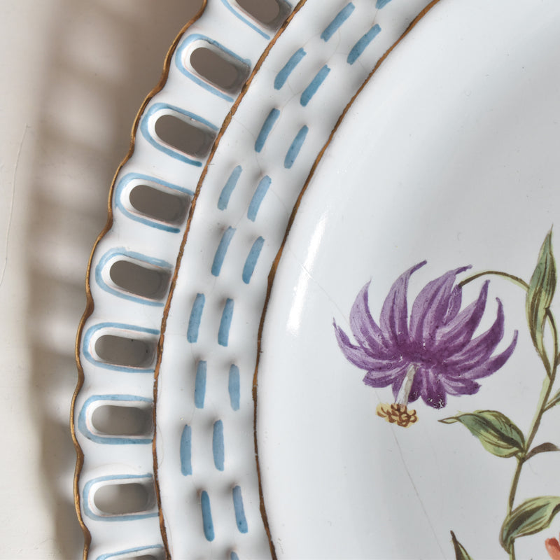 Antique Plate Blue Basket Relief Fleurs