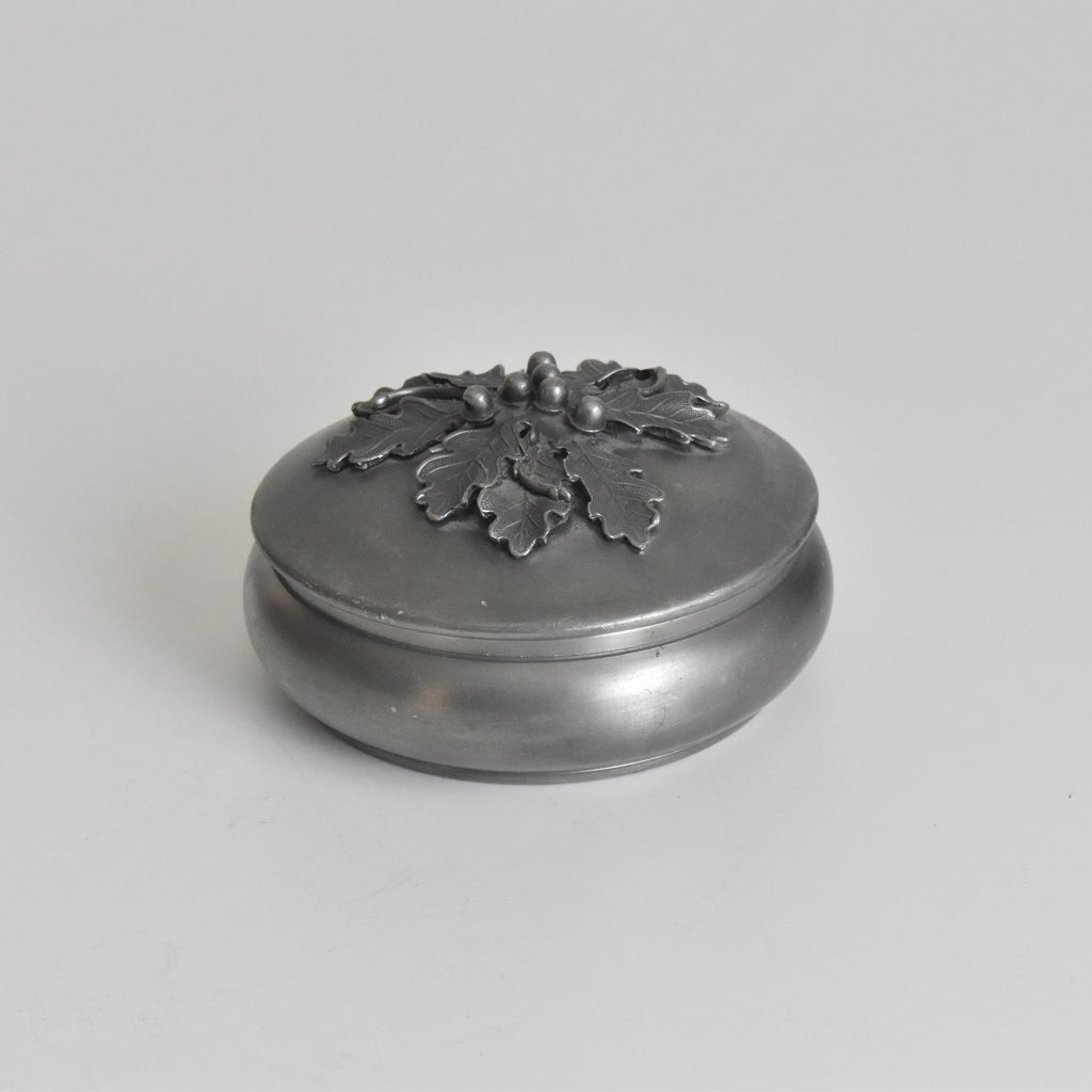 antique-pewter-bonbonniere-