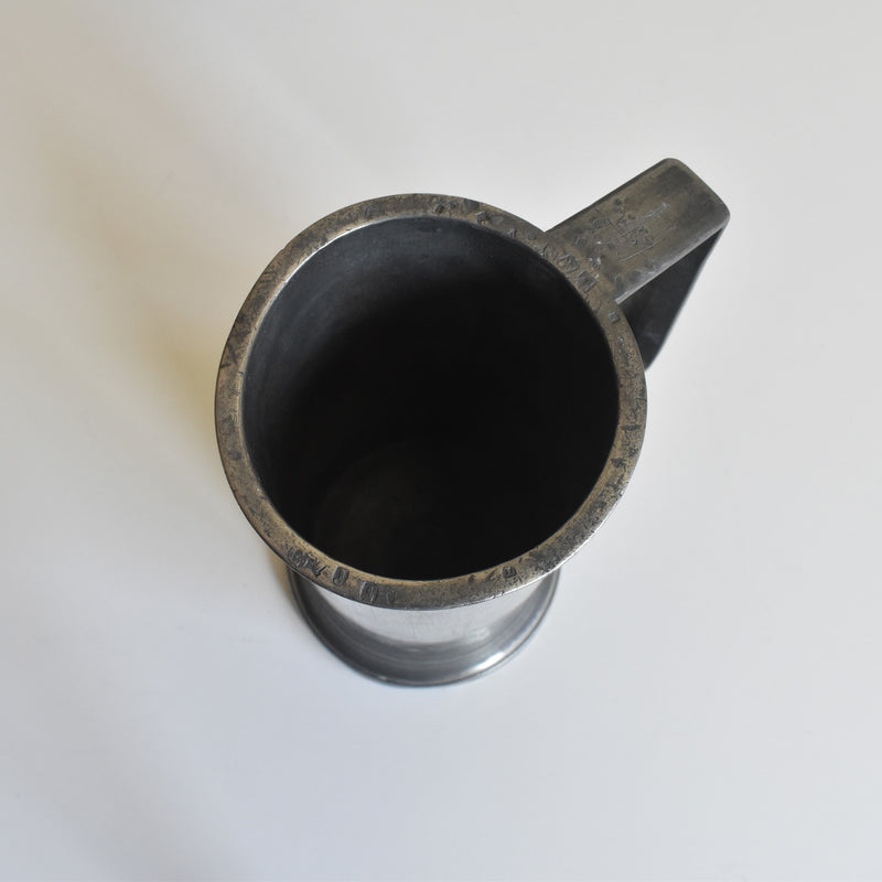 Antique Pewter Measuring Cup, SCATTA à Chalon