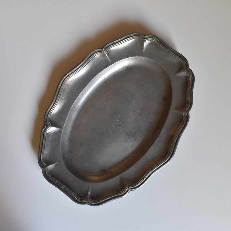 Antique Pewter Oval Flower Rim Plate A