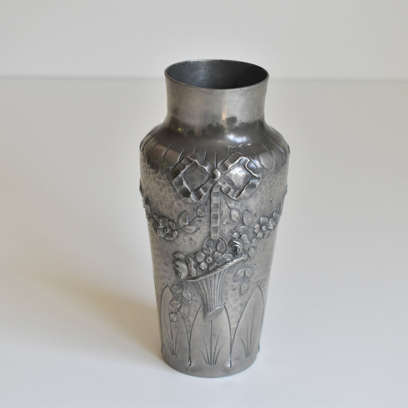アンティークピューター 花器 A. Villien