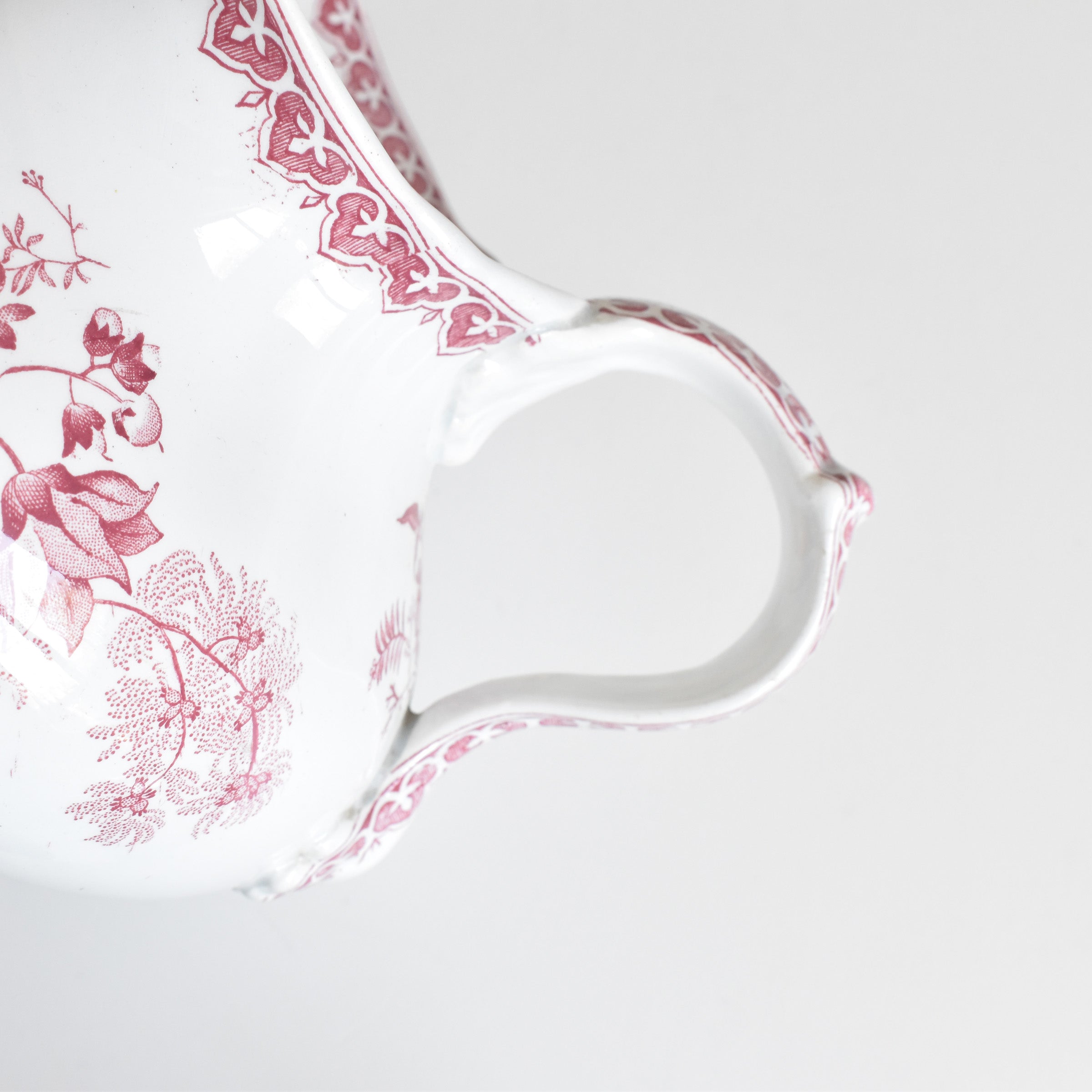 アンティークピシェ クレイユモントロー Bouquets (ブーケ) — Loane