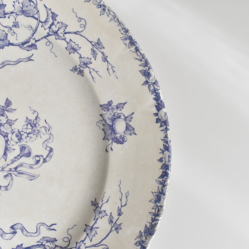Antique Plate: Choisy-le-Roi, Louis XVI