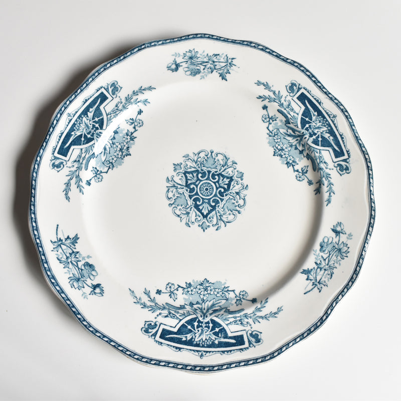 Antique Plate LG Clairfontaine Neva