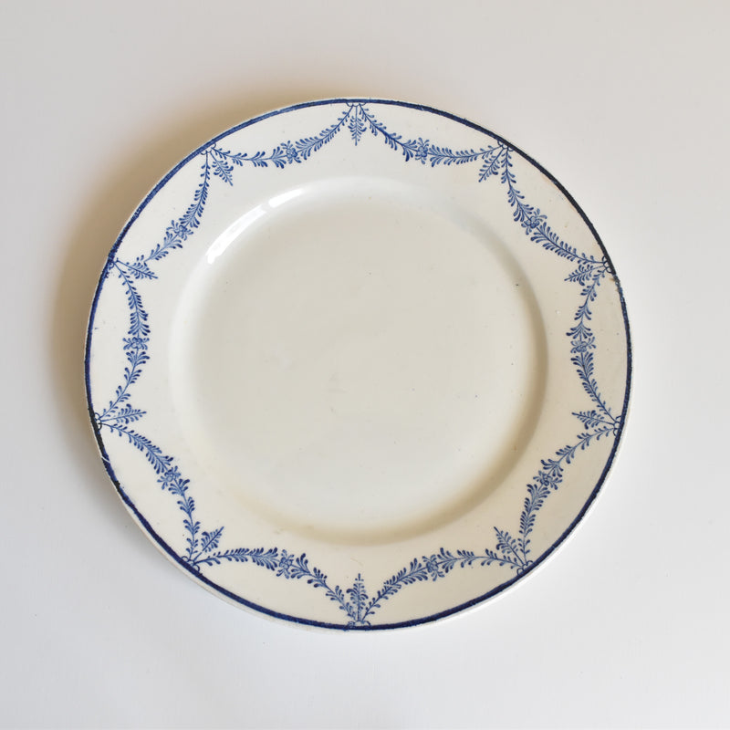 Antique Plate, Creil et Montereau, Flandre B