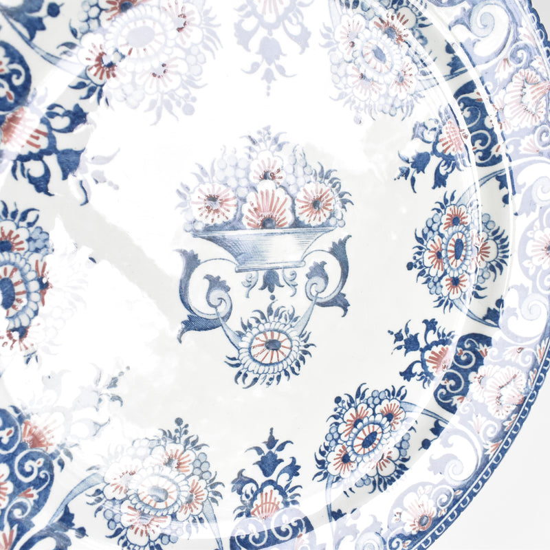 Antique plate, Gien, A