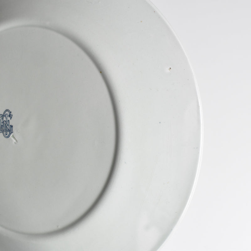Antique plate, Gien, A