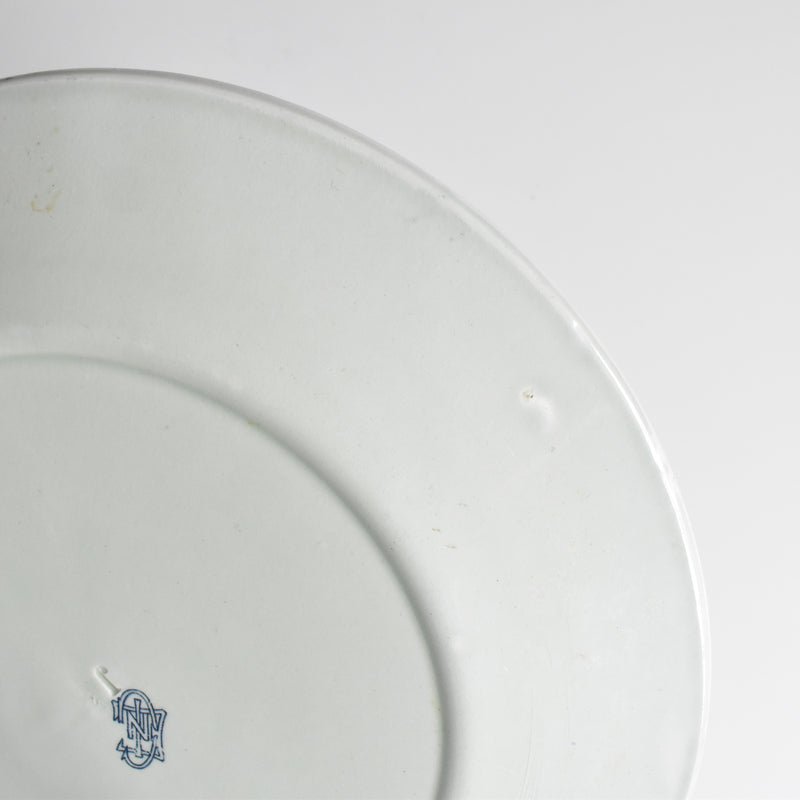 Antique plate, Gien, A