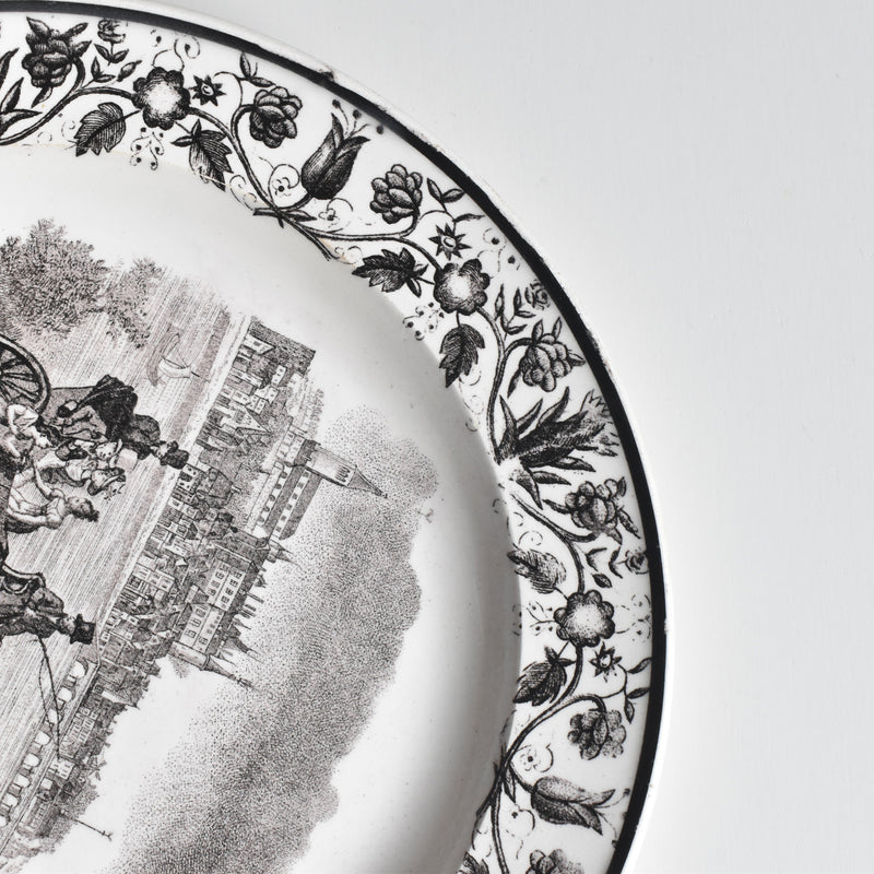 Antique Decorative Plate - Gien N123 "Vue de Gien"
