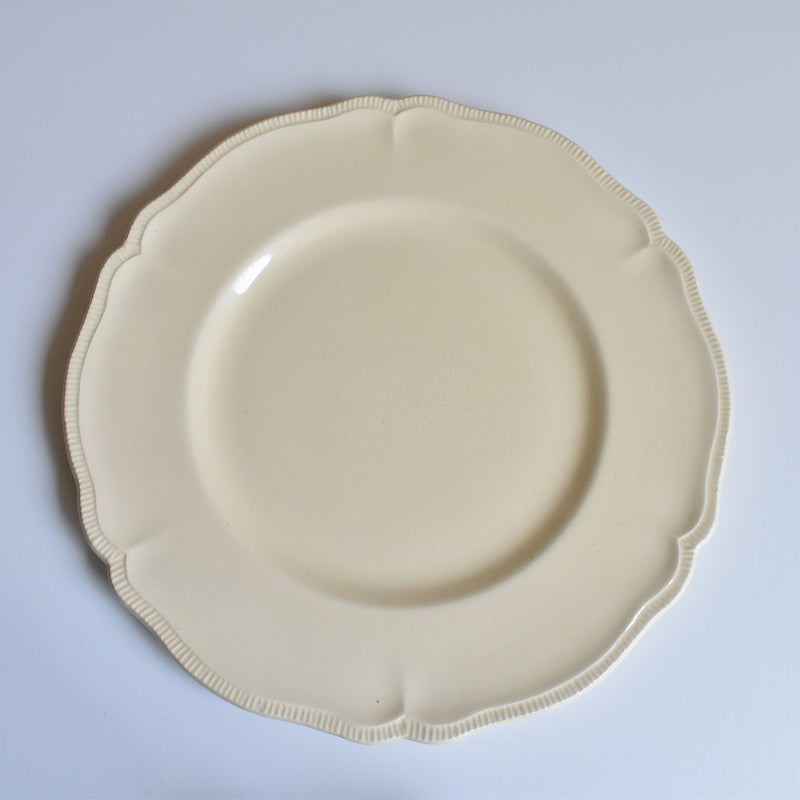 Vintage Plate Longchamp Flower Rim D