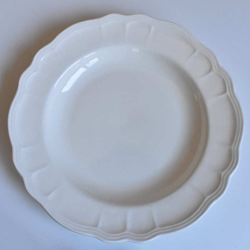 Vintage Plate Salins, Scalloped Edge C
