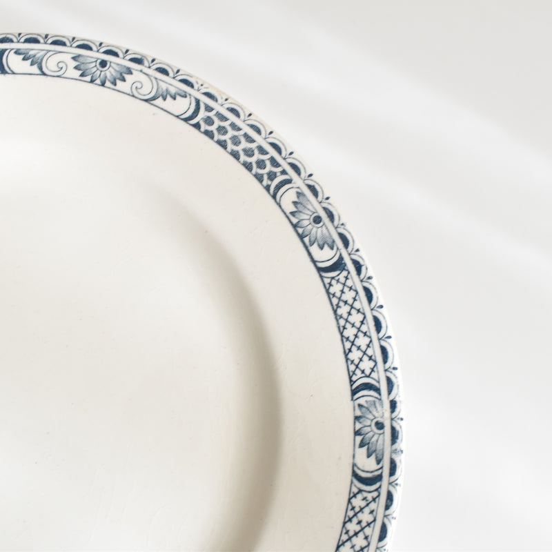 Antique Plate, Sarran, Robert A