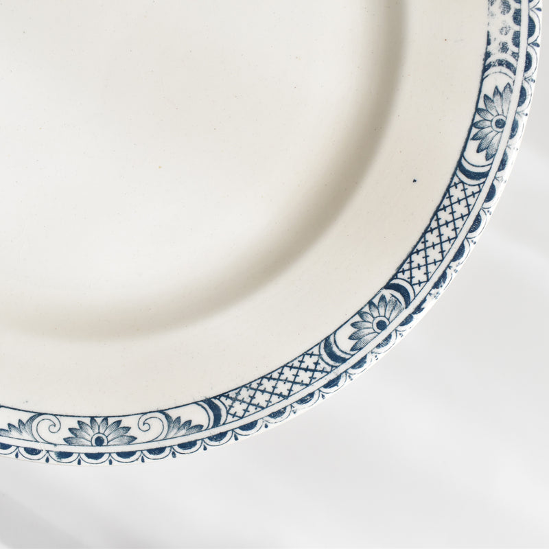 Antique Plate, Sarran, Robert A