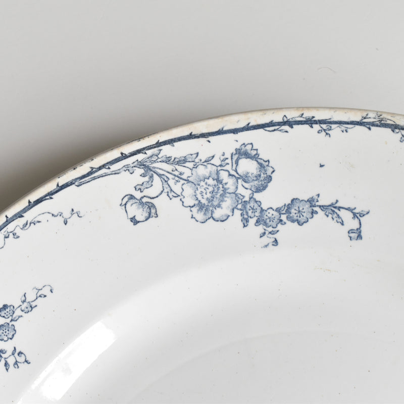 Antique charger Creil-Montereau Aubépine