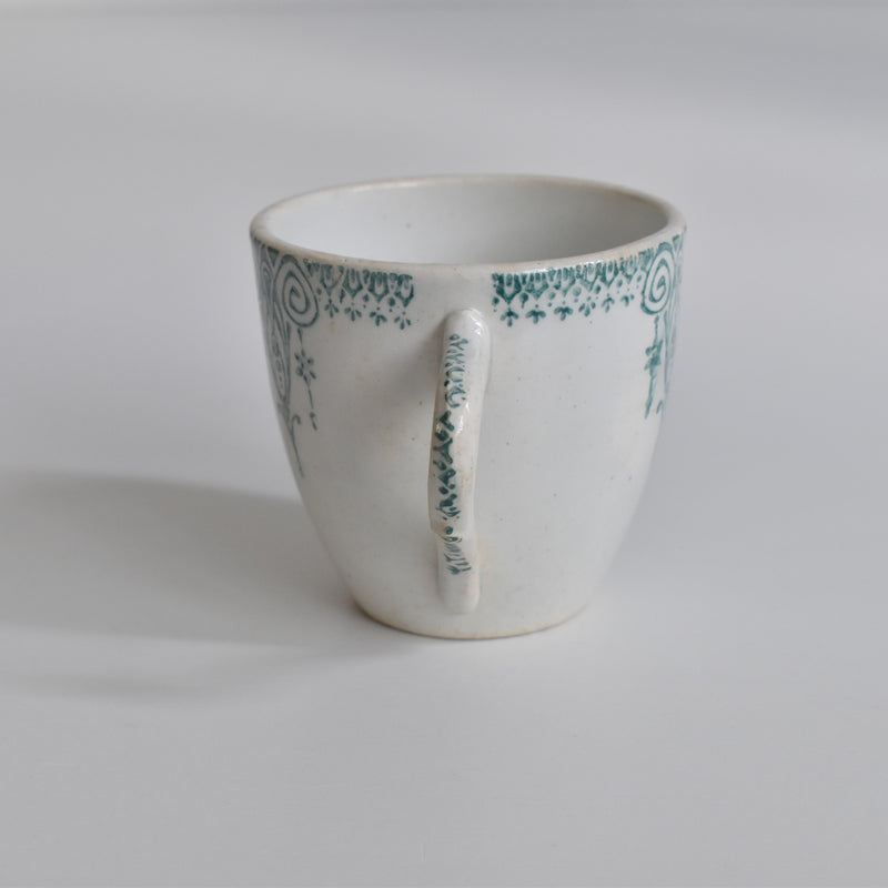 Antique Cup, Saint Amand 4003 A