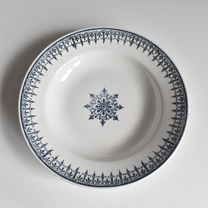 Antique Deep Plate, Saint-Amand, Primax A