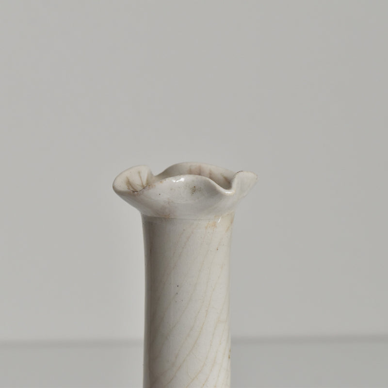 Antique vase, Pont-des-Vernes