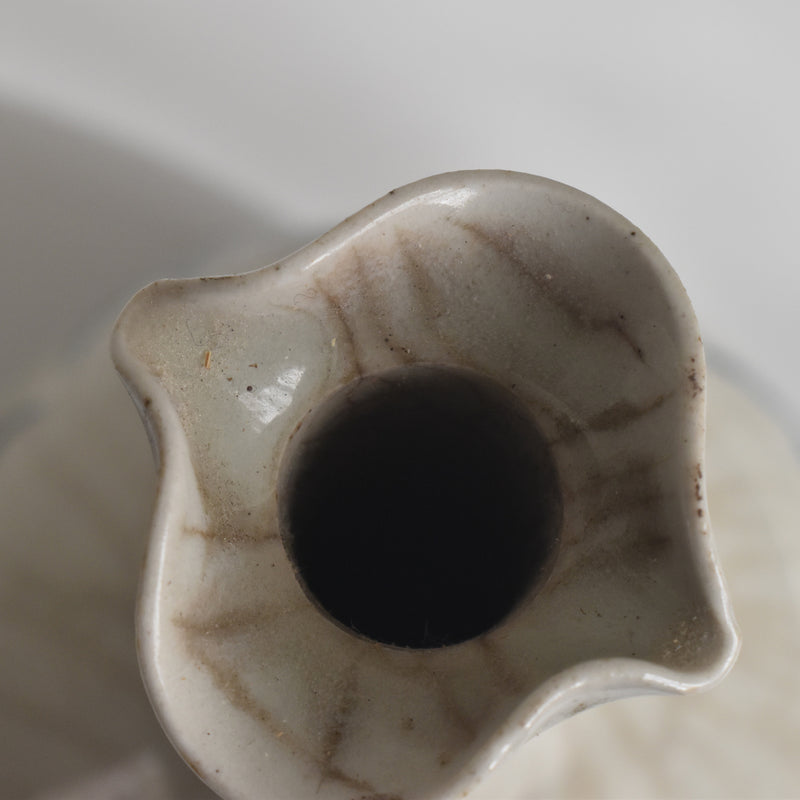 Antique vase, Pont-des-Vernes
