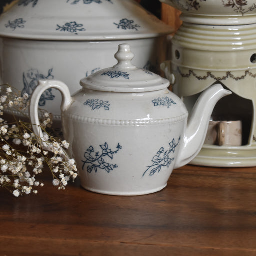 アンティークティーポット サンチューズ