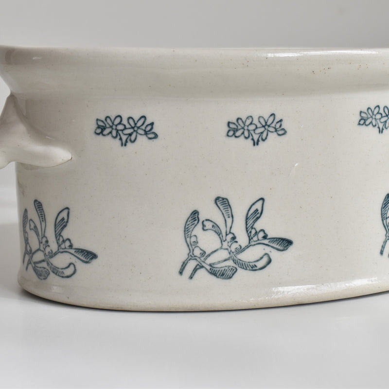 Antique Terrine Sanchus Mistletoe