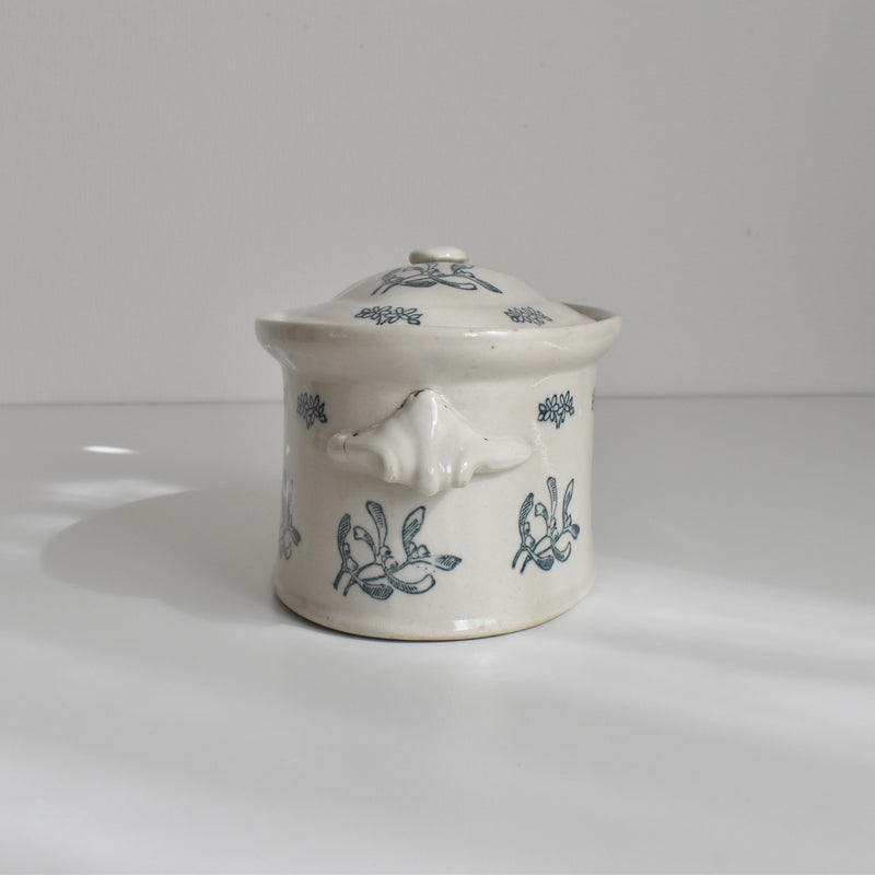 Antique Terrine Sanchus Mistletoe