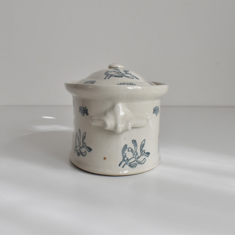 Antique Terrine Sanchus Mistletoe