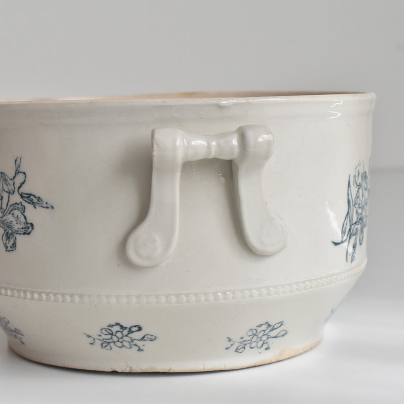 Antique tureen from Saint-Uze