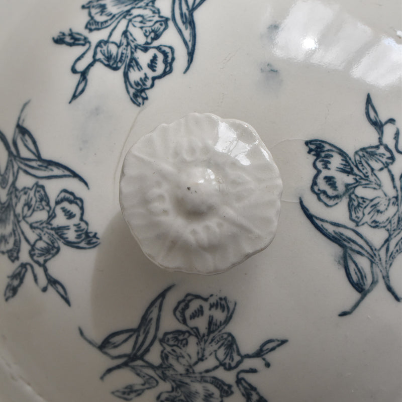 Antique tureen from Saint-Uze