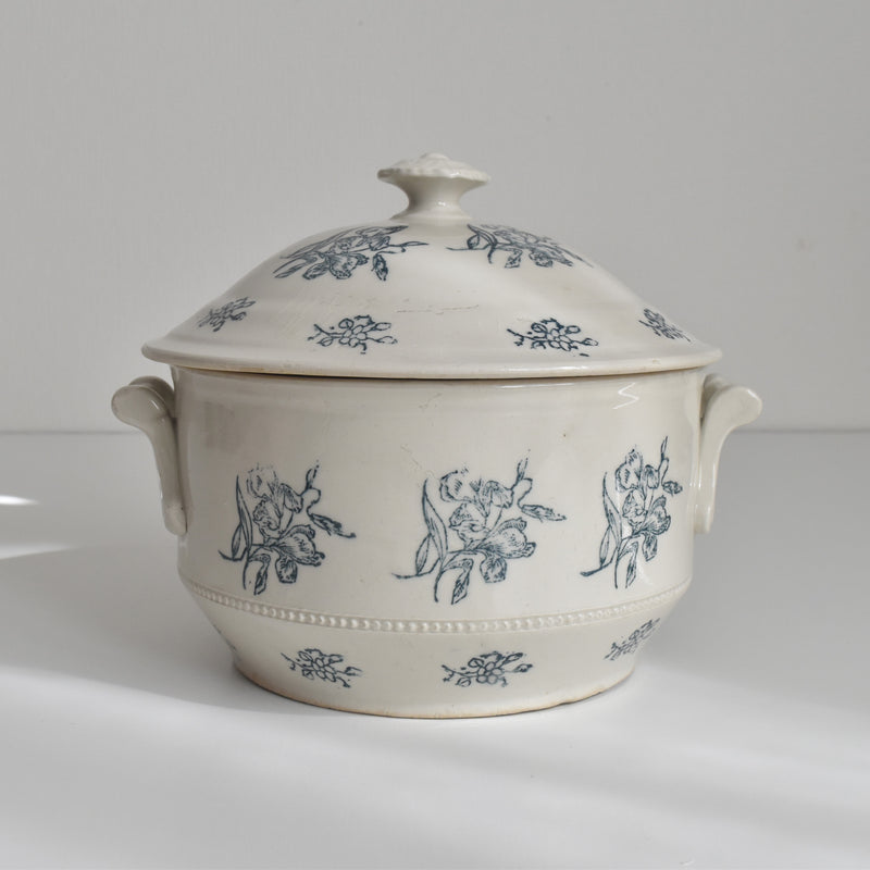 Antique tureen from Saint-Uze