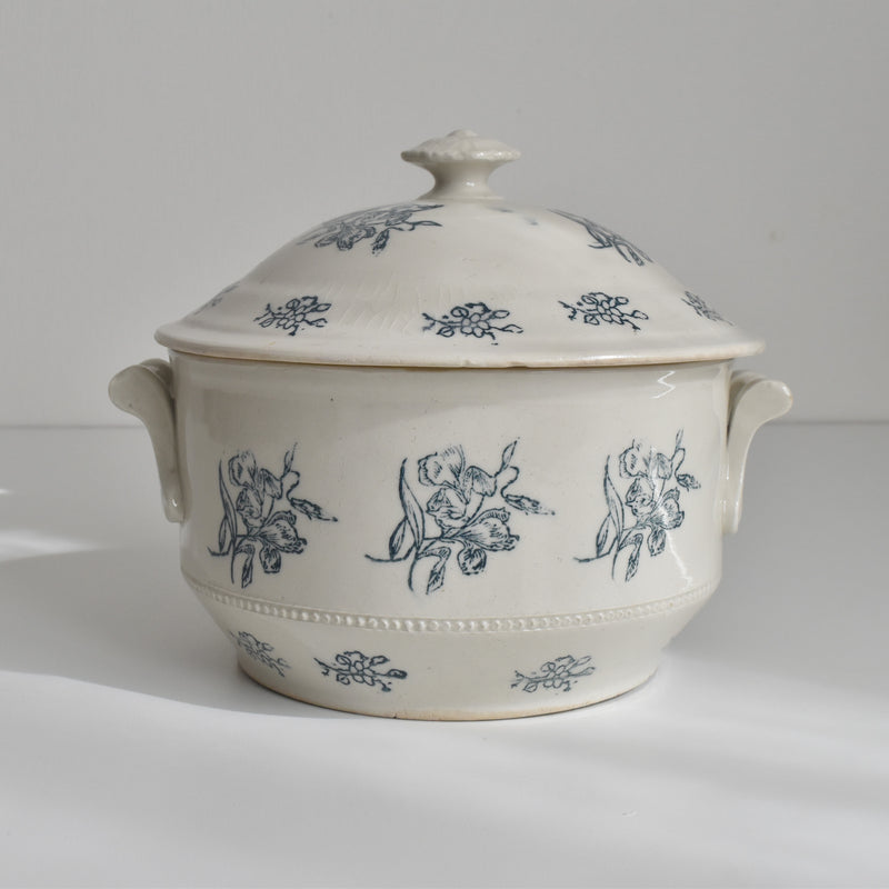 Antique tureen from Saint-Uze