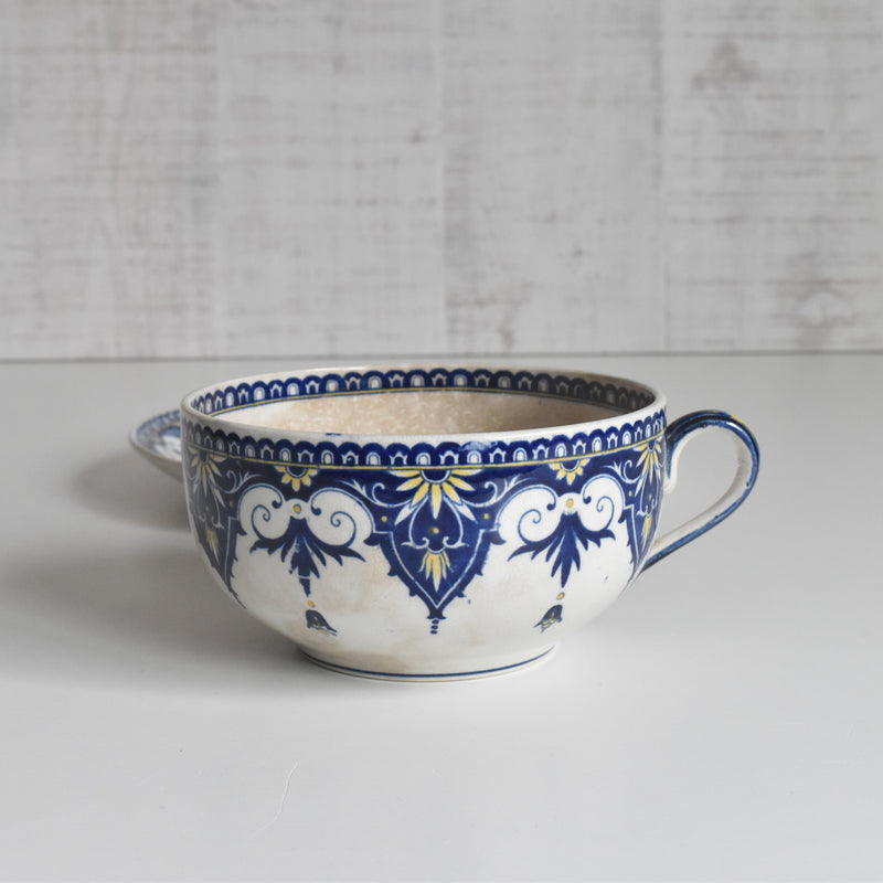 アンティークチョコレートカップ＆ソーサー U&Cサルグミンヌ Cluny（クルニー）