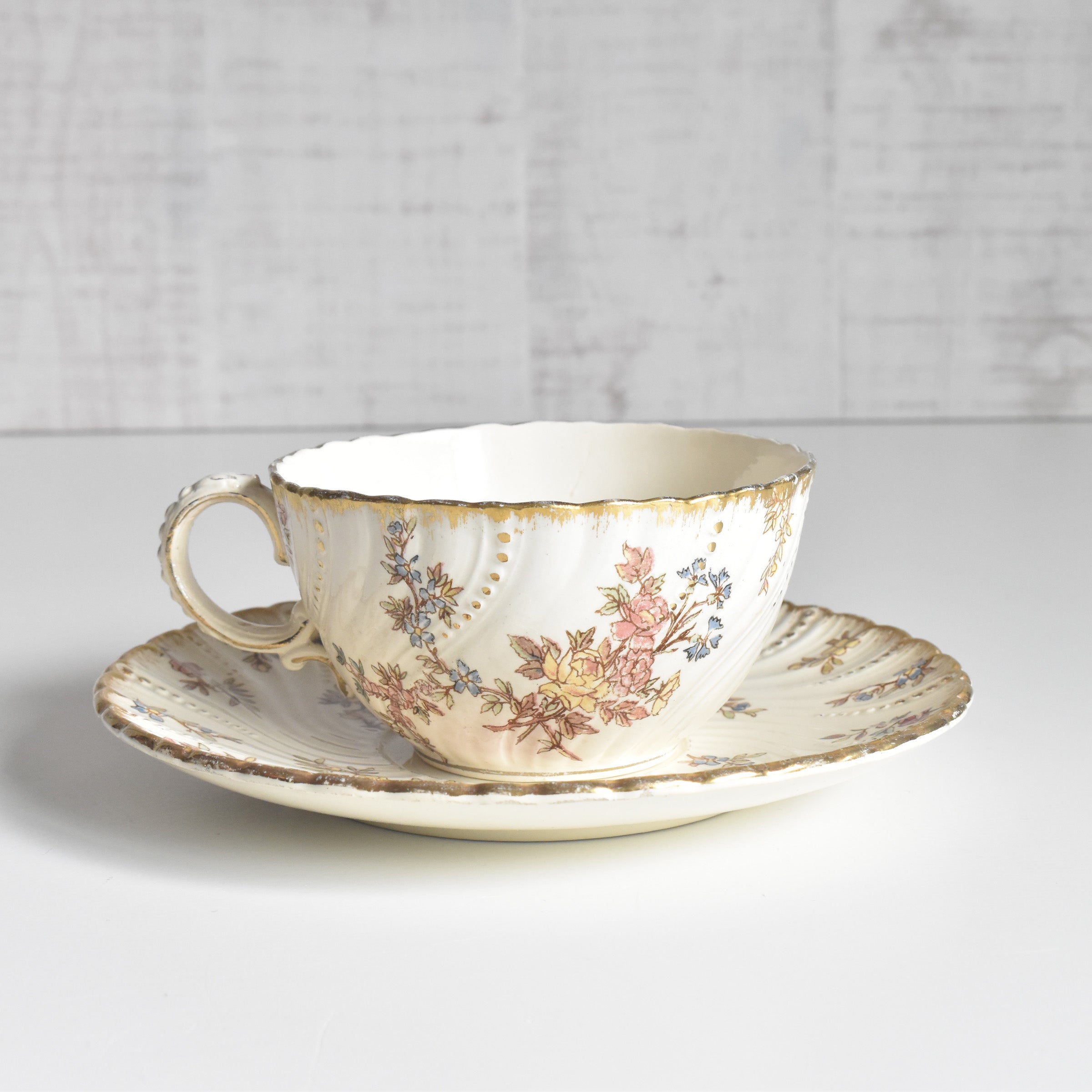 アンティークチョコレートカップ＆ソーサー U&Cサルグミンヌ Louis XV