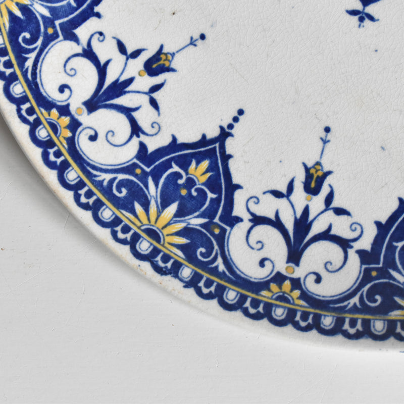 アンティークソーサー U&Cサルグミンヌ Cluny（クルニー）