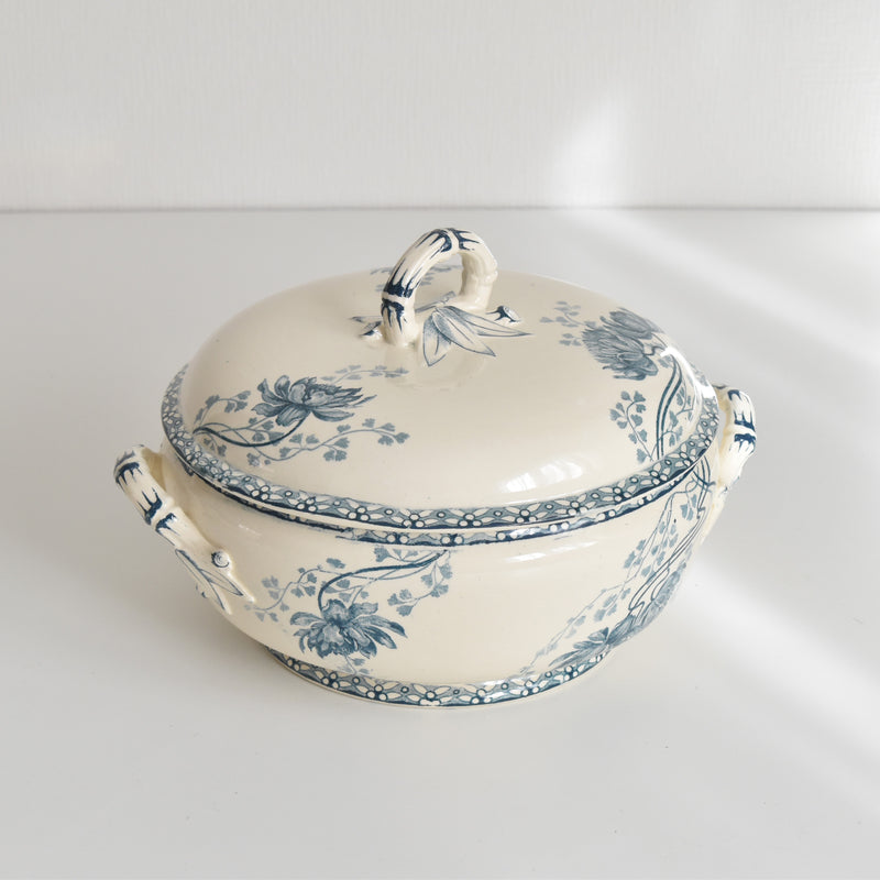 Antique soup tureen (legumier) U&C Sarreguemines Royat