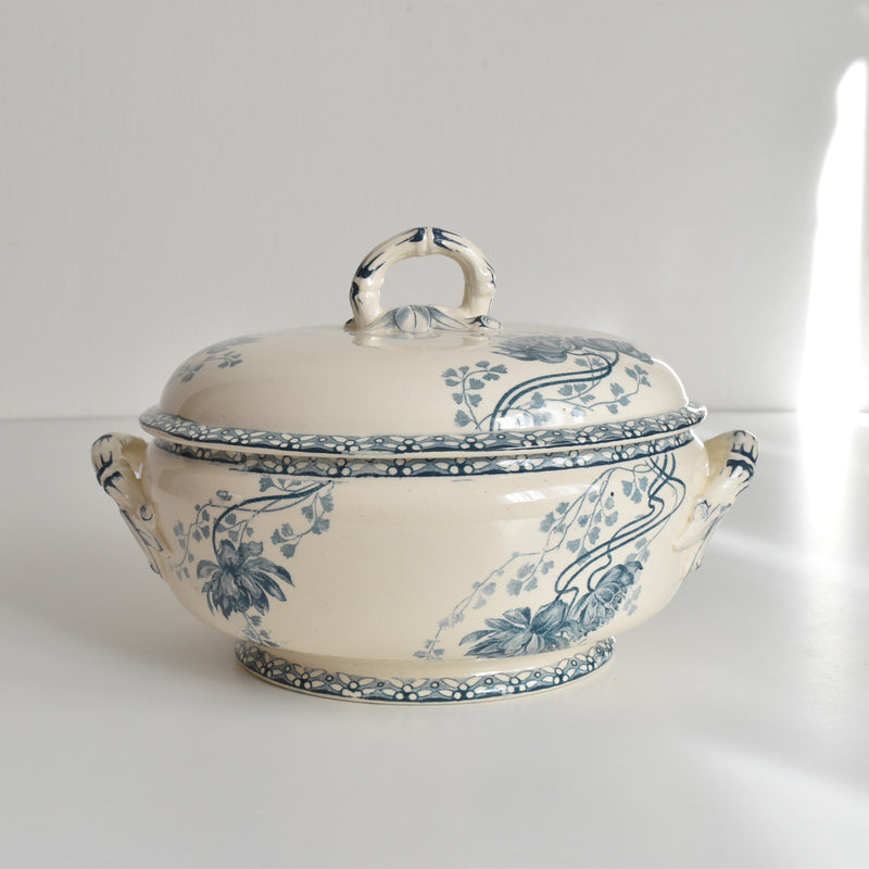 Antique soup tureen (legumier) U&C Sarreguemines Royat