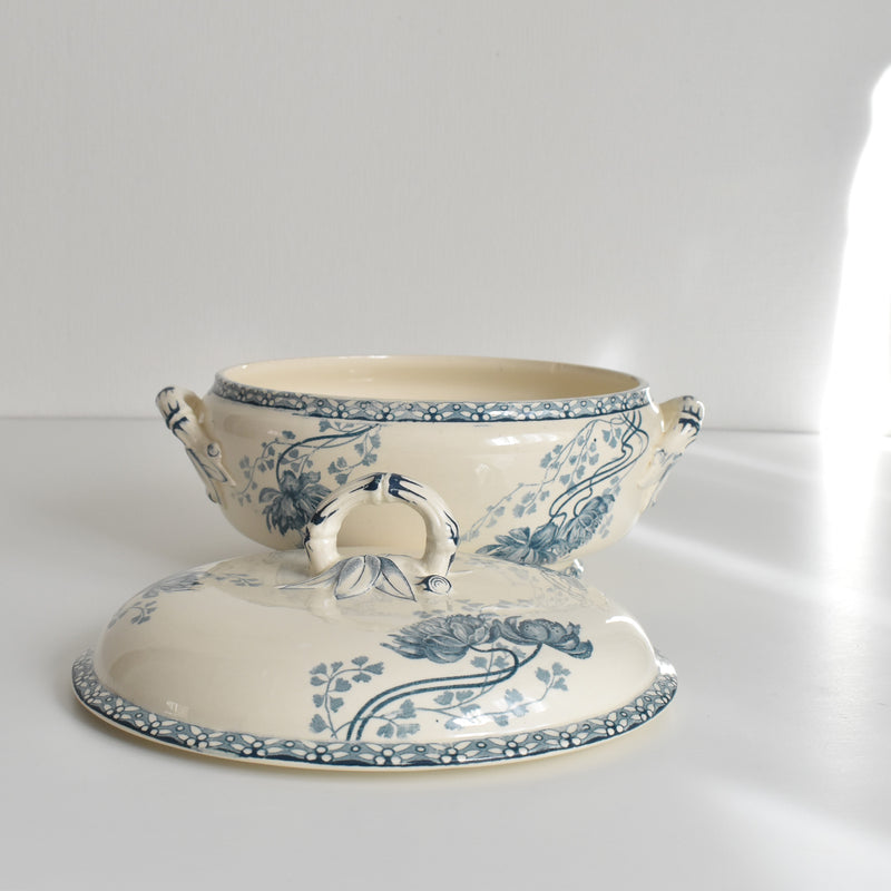 Antique soup tureen (legumier) U&C Sarreguemines Royat