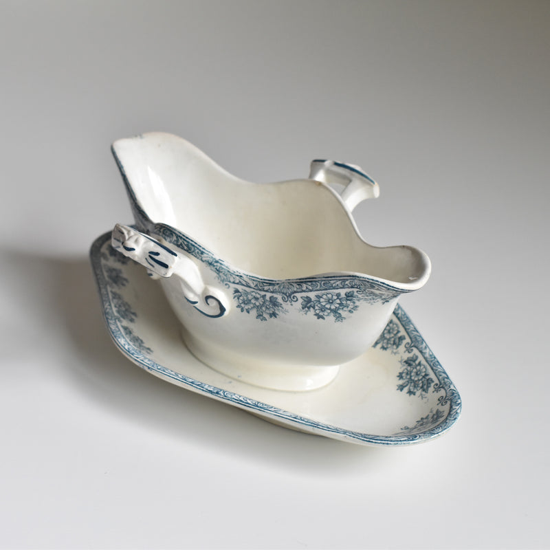 Antique Sauce Boat, LG Clairfontaine Rubens