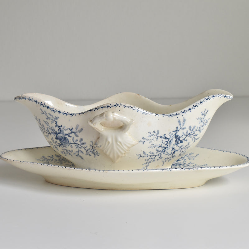 Antique Sauce Boat Terre de Fer Coquillages