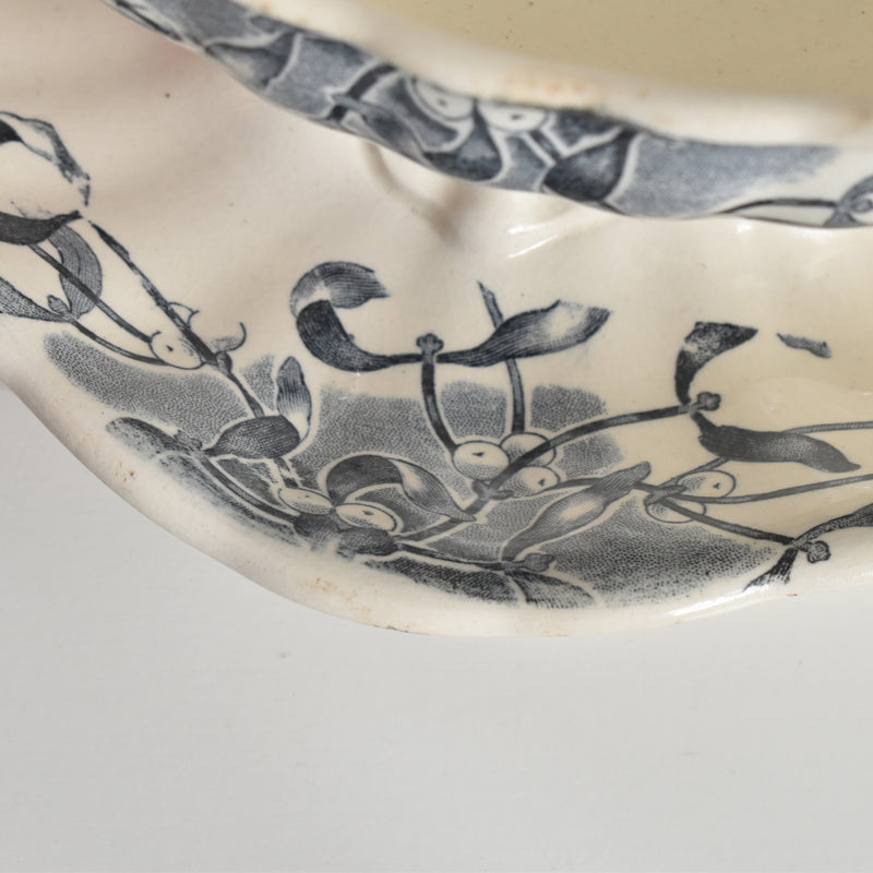 Antique Sauce Boat Longchamp Vellada (Mistletoe)