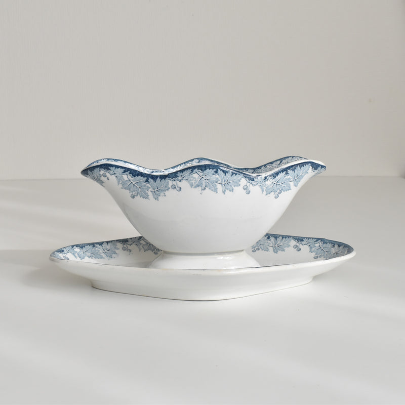Antique sauce boat Saint-Amand Platane