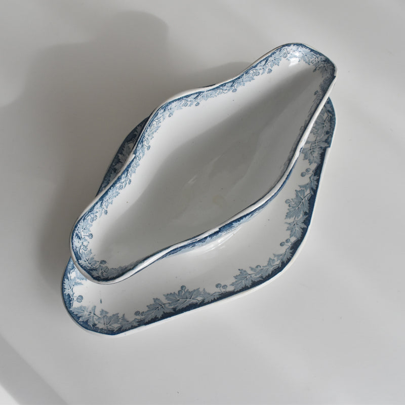 Antique sauce boat Saint-Amand Platane
