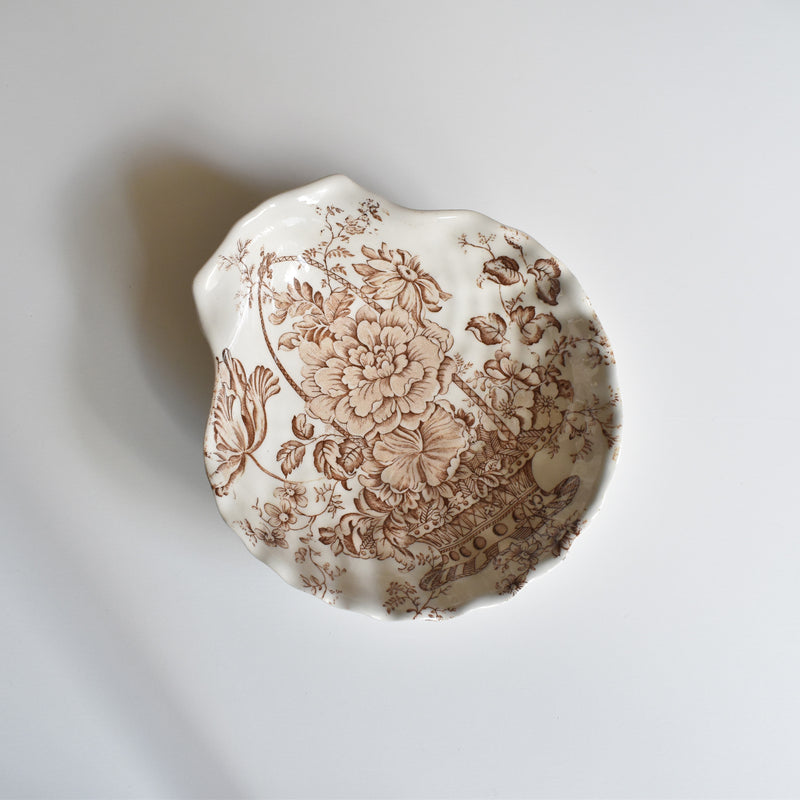 Vintage Shell Dish Crown Devon E