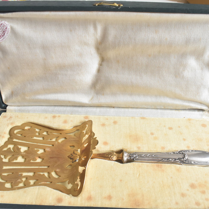 アンティーク 銀アスパラガスサーバー Pierre Bezon