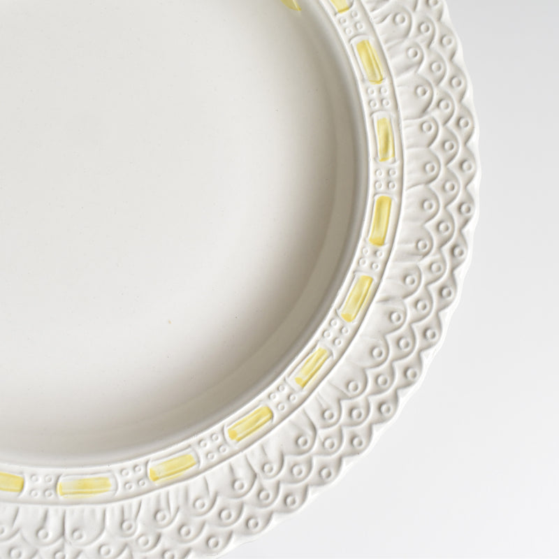 Vintage Deep Dish Saran Ribbon C