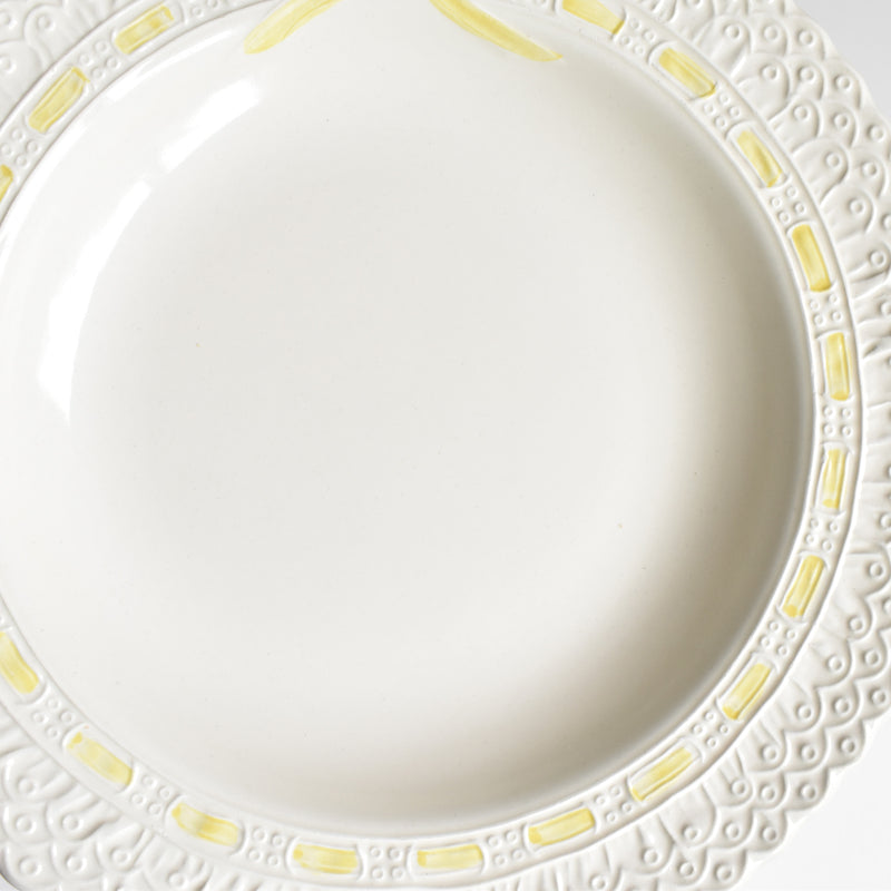 Vintage Deep Dish Saran Ribbon C