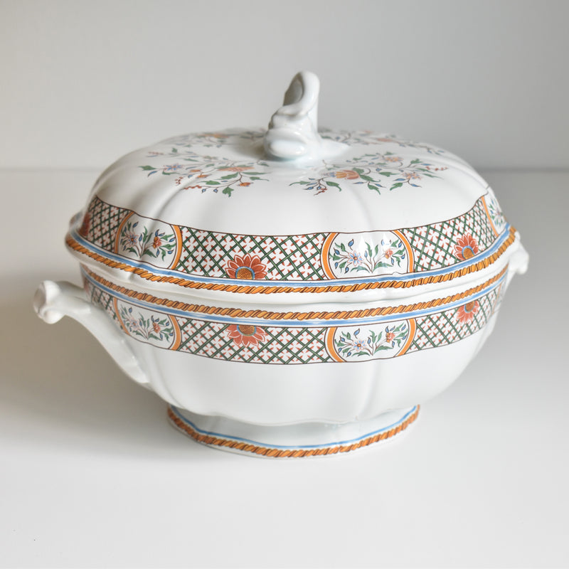 Vintage Tureen Gien Rouen "Au Sainfoin" (On display at the Osaka store)